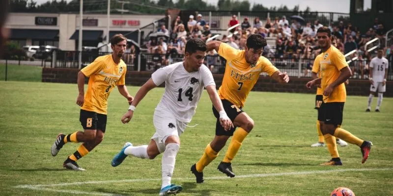 Tìm hiểu cách soi kèo dễ thắng trong kèo cược bóng đá